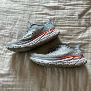 Hoka Clifton 8